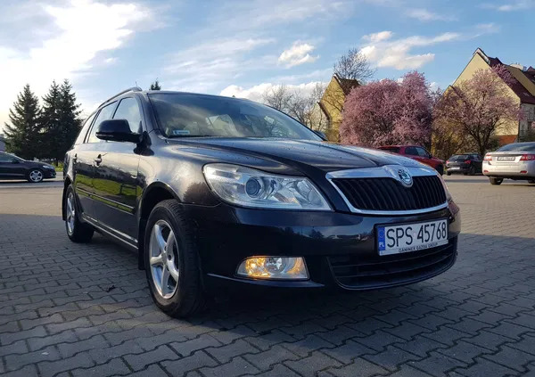 samochody osobowe Skoda Octavia cena 18500 przebieg: 165000, rok produkcji 2009 z Wrocław